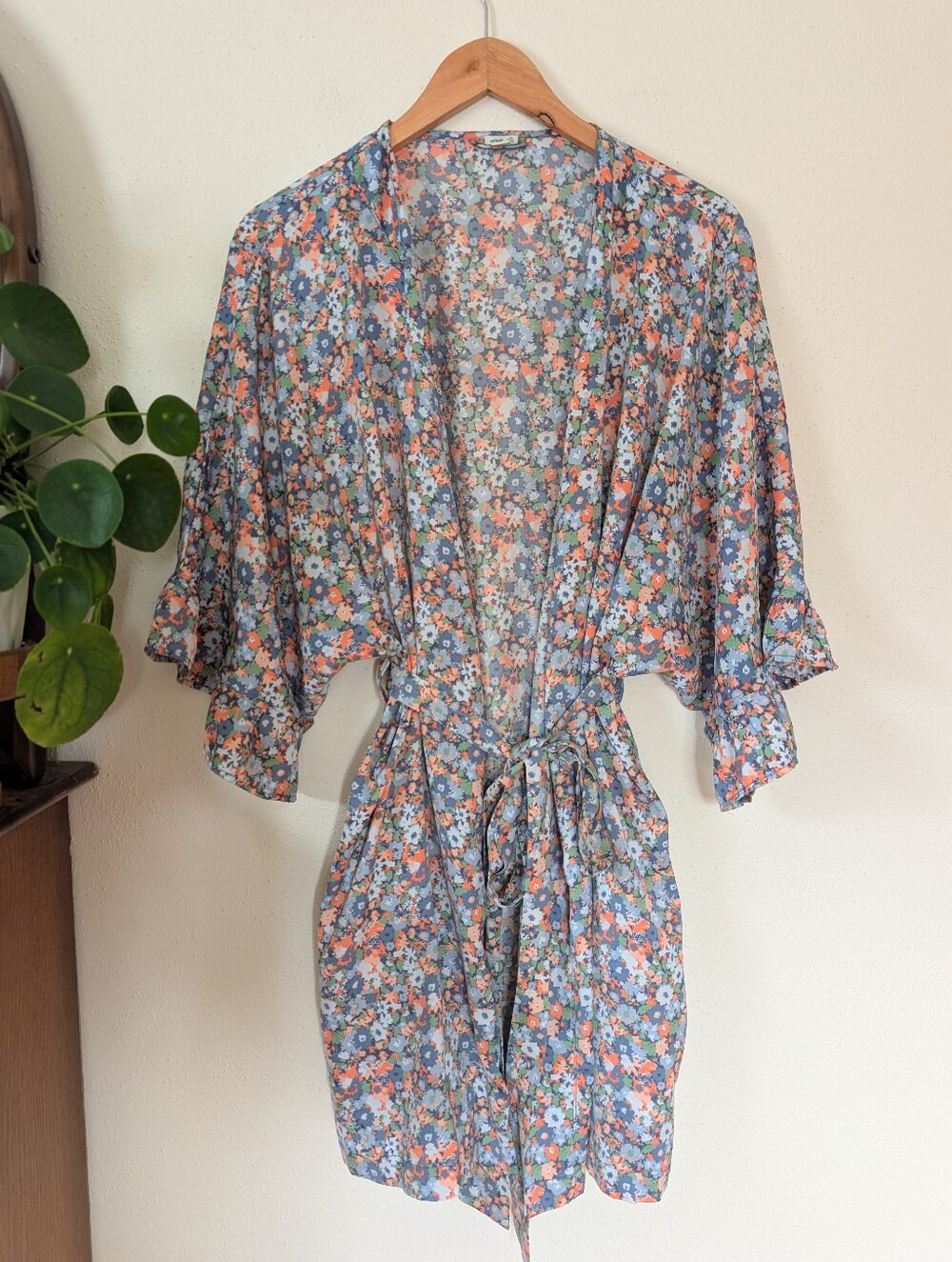 Aerie | L/XL | Floral Ruffle Kimono